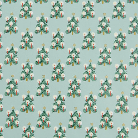 salbeigrünes Geschenkpapier mit Tannenbäumen mit Kerzen